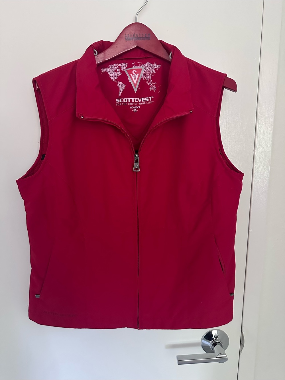 Scottevest Women's Sleeveless Zip-Up Vest in Deep Red